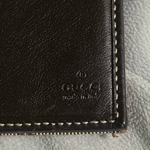 ✨Authentic Gucci Tan and Brown Monogram Wallet - Picture 12 of 12